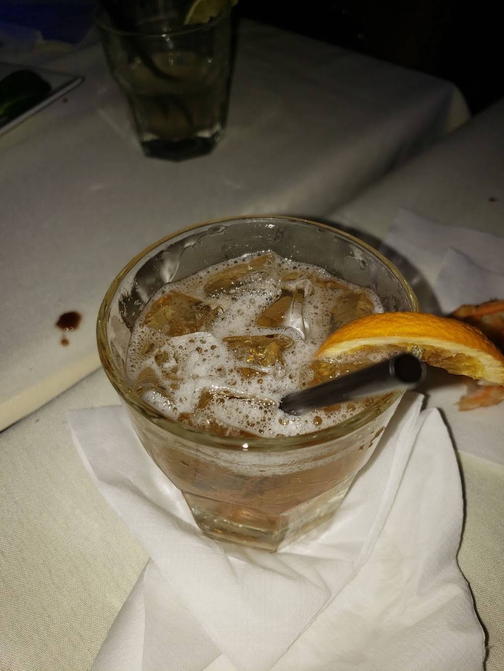 Reginas | night club | 827 Teaneck Rd, Teaneck, NJ 07666, USA | 2018621996 OR +1 201-862-1996