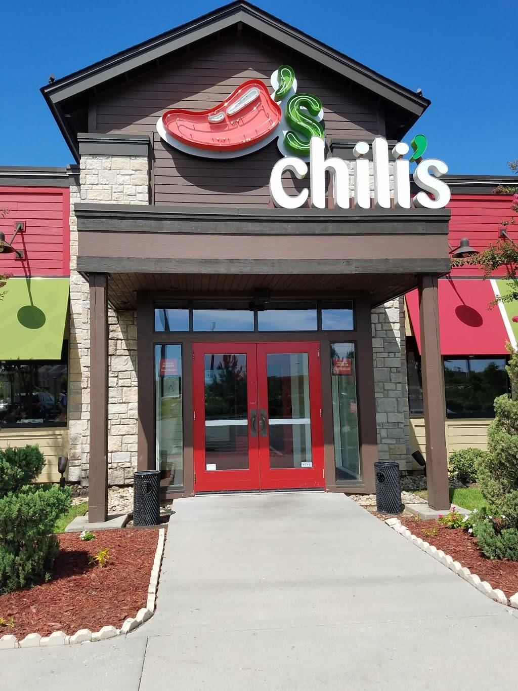 Chilis Grill & Bar | restaurant | 12017 Indian River Rd, DIberville, MS 39540, USA | 2283961266 OR +1 228-396-1266