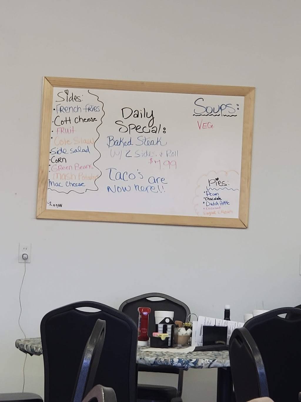 Korner Kitchen | restaurant | 1720 W Blvd St, Kokomo, IN 46902, USA | 7654506138 OR +1 765-450-6138