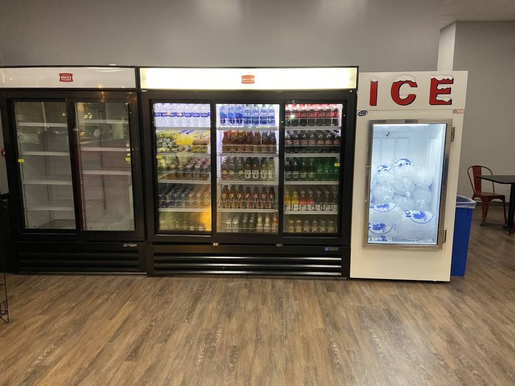 Fat Paulies Delicatessen | restaurant | 92 Congress St, Saratoga Springs, NY 12866, USA | 5185815918 OR +1 518-581-5918