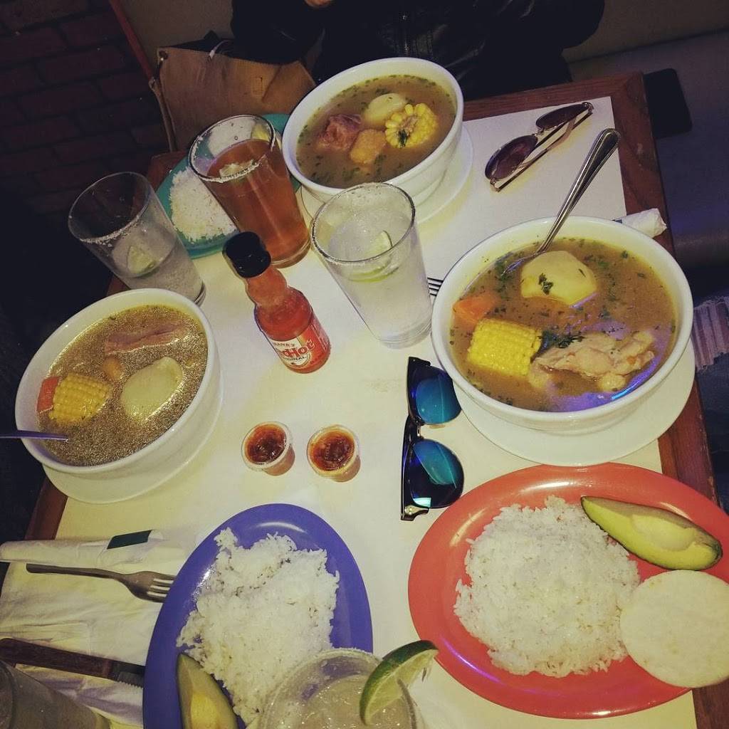 La Pradera Bar & Grill | restaurant | 1717 Middlesex St 2nd Fl, Lowell, MA 01851, USA | 9787585233 OR +1 978-758-5233