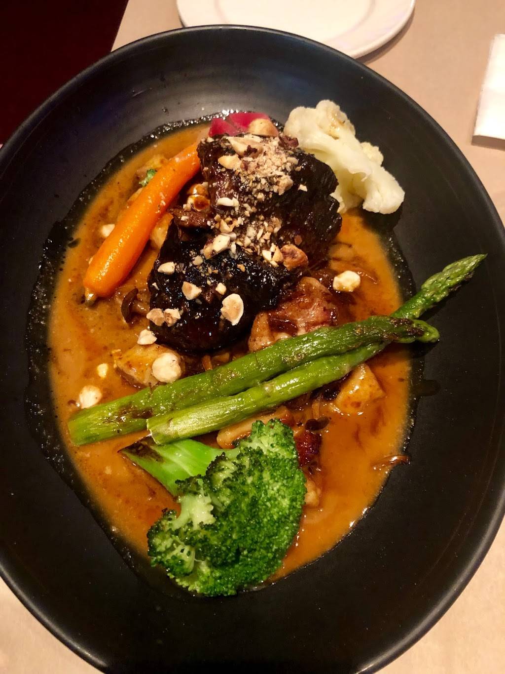 Bistro La Cohue | restaurant | 3440 Chemin des Quatre-Bourgeois, Québec, QC G1W 2L3, Canada | 4186591322 OR +1 418-659-1322