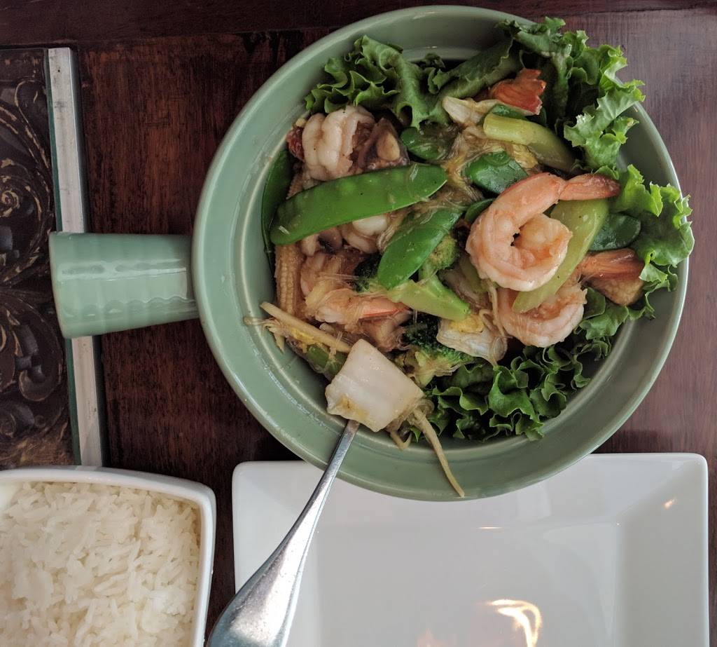 Pasara Thai | restaurant | 2051 Jamieson Ave, Alexandria, VA 22314, USA | 7032998747 OR +1 703-299-8747