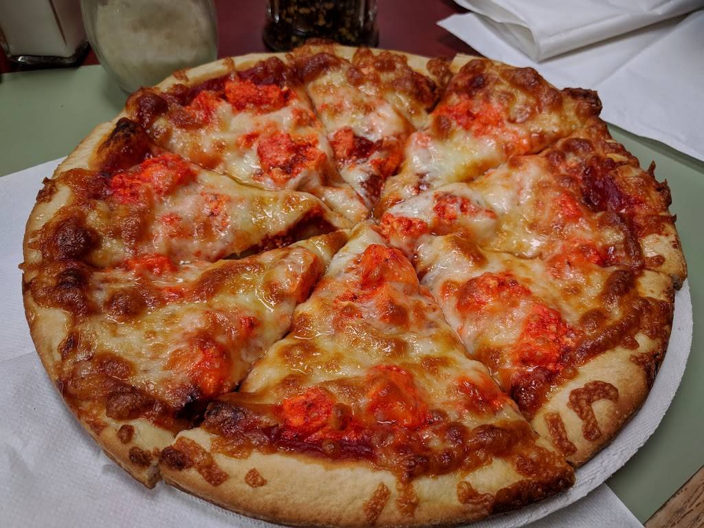 Singas Famous Pizza | meal takeaway | 464 S Broadway, Hicksville, NY 11801, USA | 5169339033 OR +1 516-933-9033