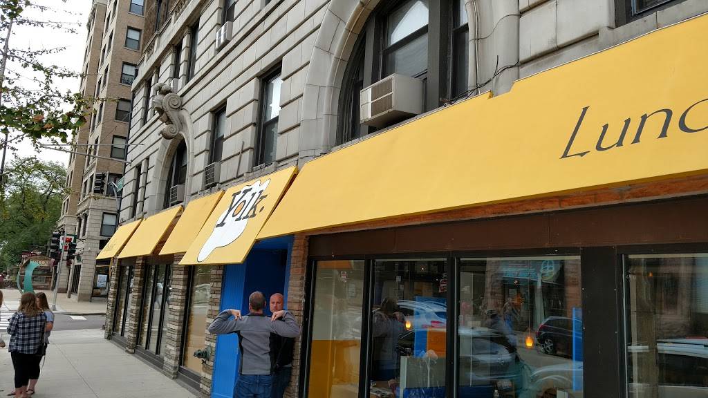 Yolk - Lakeview | restaurant | 501 W Diversey Pkwy, Chicago, IL 60614, USA | 7732819655 OR +1 773-281-9655