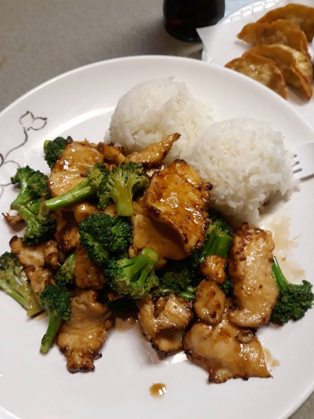 Appletree Teriyaki | restaurant | 8554 Evergreen Way, Everett, WA 98208, USA | 4253553322 OR +1 425-355-3322