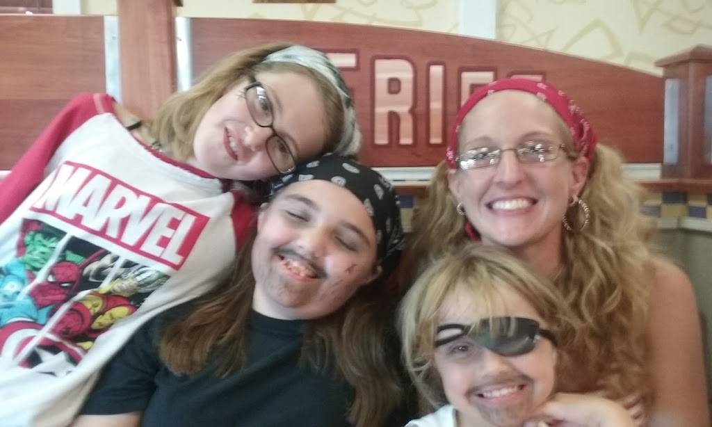 Long John Silvers | restaurant | 3009 Alma Hwy, Van Buren, AR 72956, USA | 4794748589 OR +1 479-474-8589