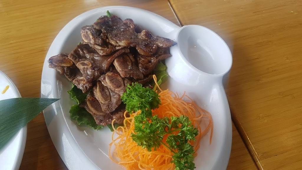 Makimono Sushi Bar Restaurant | restaurant | 636 Dixon Rd, Etobicoke, ON M9W 1J1, Canada | 4162486666 OR +1 416-248-6666