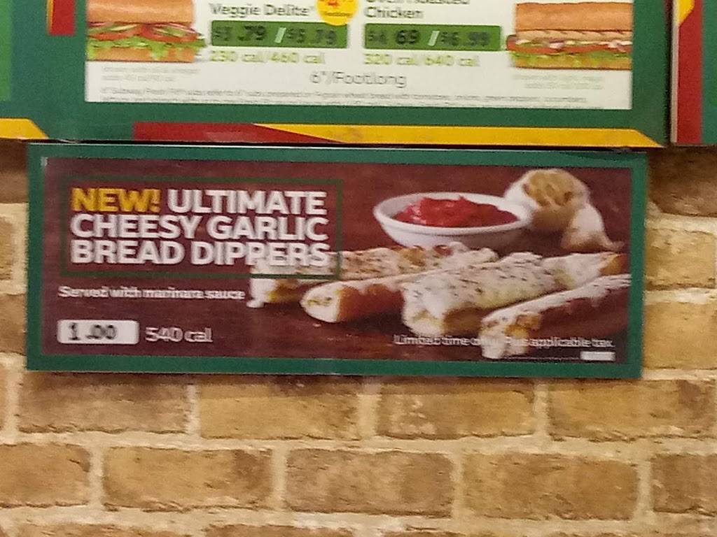 Subway | restaurant | 6551 Broadway Ave, Cleveland, OH 44105, USA | 2164291113 OR +1 216-429-1113