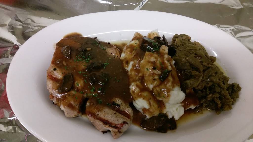 Melius Bar & Cafe | restaurant | 1701 Lake Ave, Metairie, LA 70005, USA | 5048289446 OR +1 504-828-9446