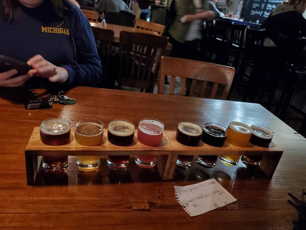 Wyandotte Beer Company | restaurant | 3016 1st St, Wyandotte, MI 48192, USA | 7345563231 OR +1 734-556-3231