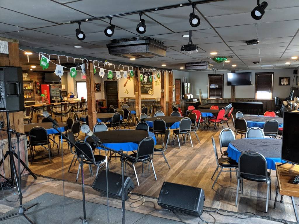 Firehouse Tap & Grille | restaurant | 875 Park Ave, Meadville, PA 16335, USA | 8147243646 OR +1 814-724-3646