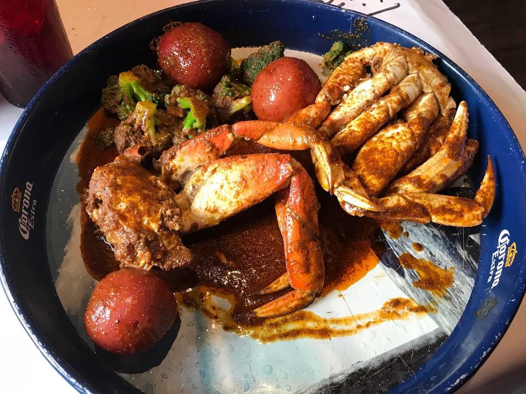 Shell Shack | restaurant | 2326 N Henderson Ave, Dallas, TX 75206, USA | 8445882722 OR +1 844-588-2722