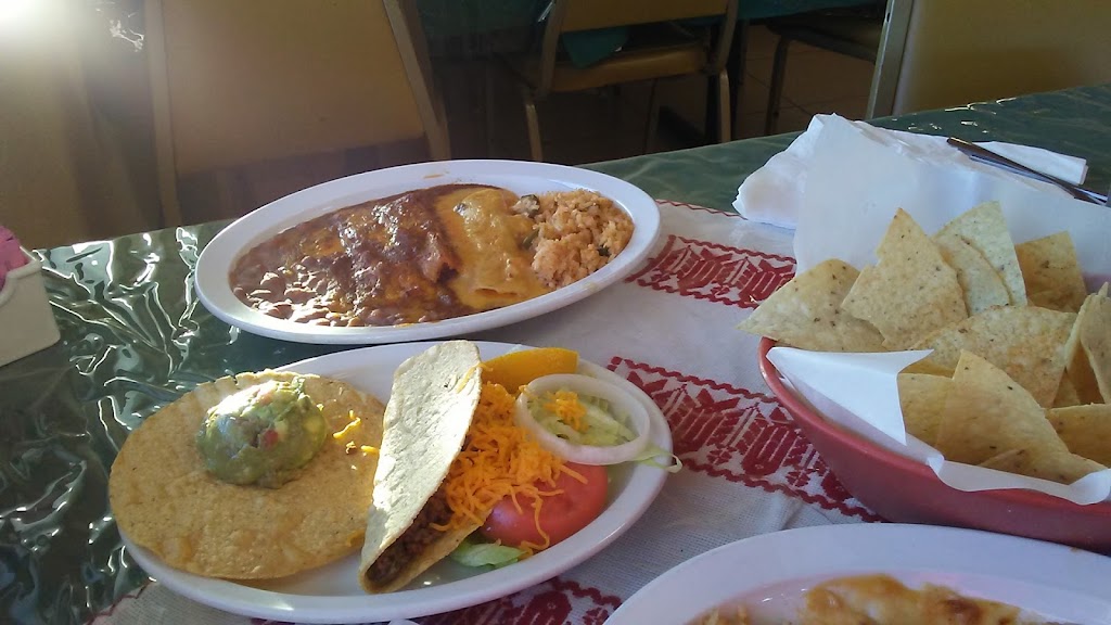 Mi Familia Mexican Restaurant | restaurant | 601 N Swenson St, Stamford, TX 79553, USA | 3257735144 OR +1 325-773-5144
