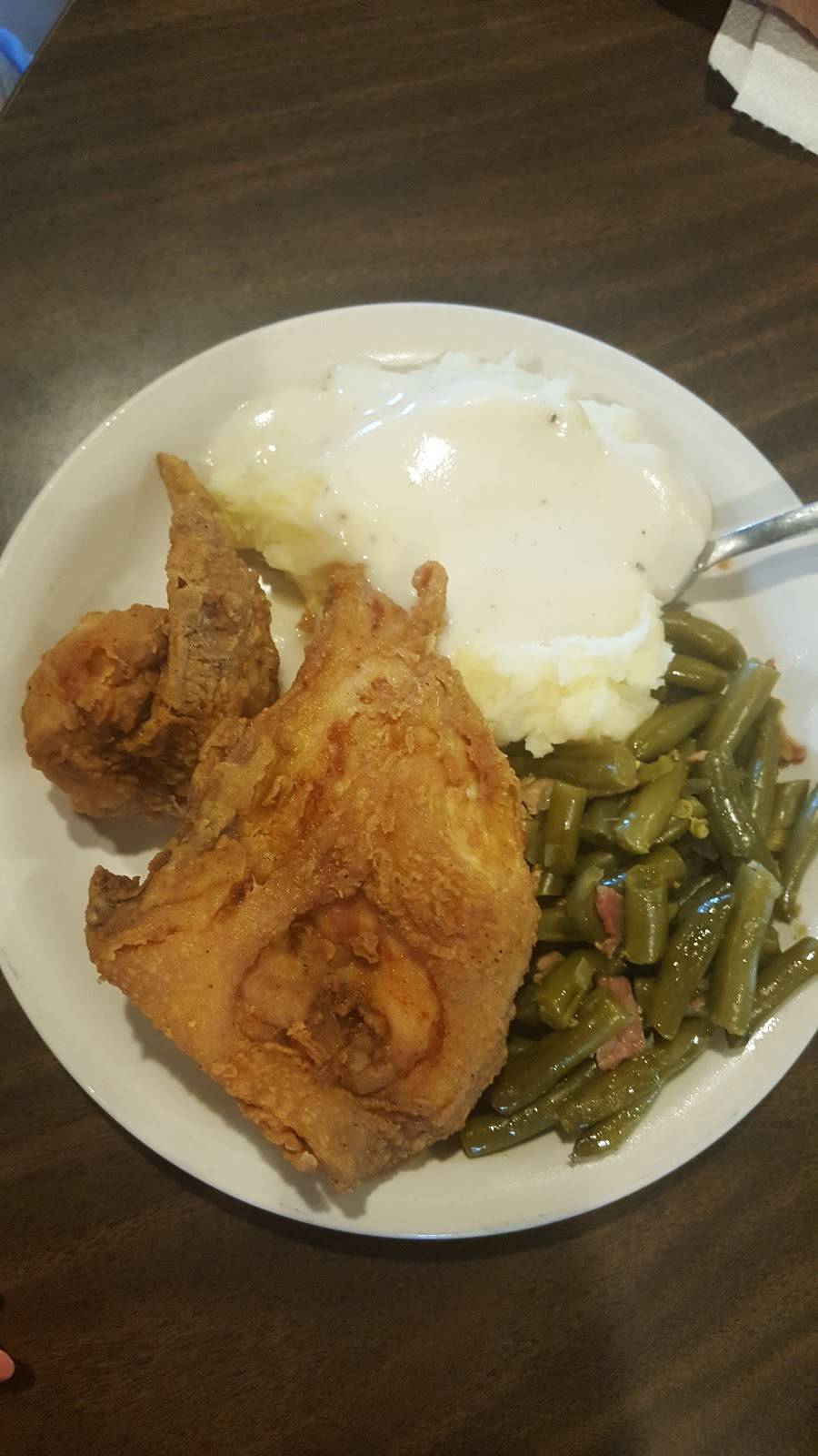 Fat Boys | restaurant | 105 E Des Moines St, Wayland, MO 63472, USA | 6607546799 OR +1 660-754-6799