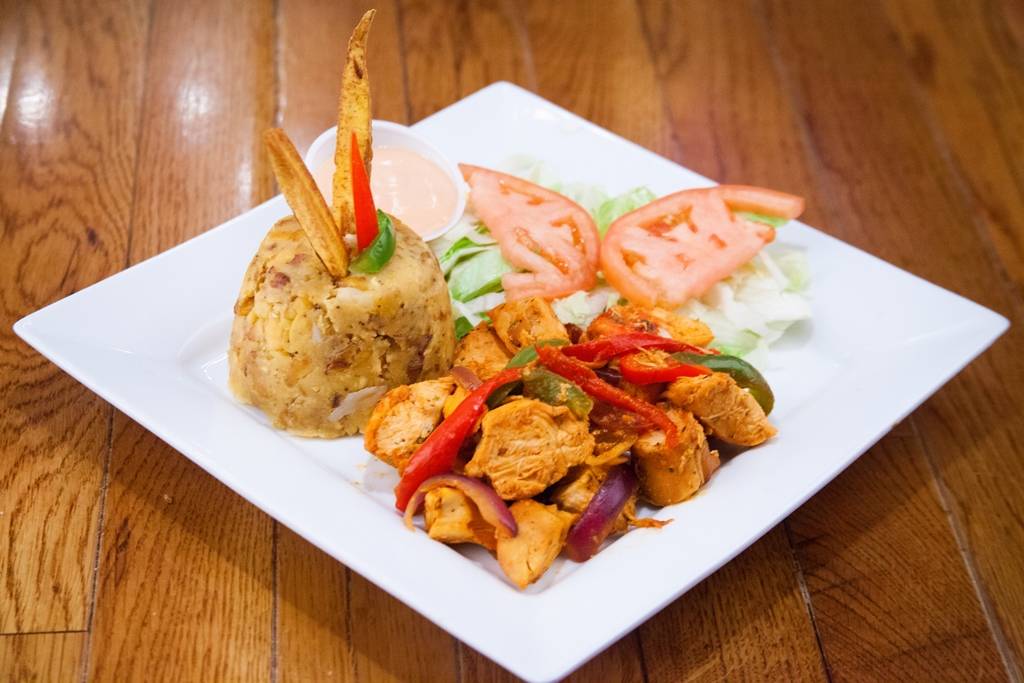 Bennys Sports Bar | night club | 3463 Fulton Rd, Cleveland, OH 44109, USA | 2166614600 OR +1 216-661-4600