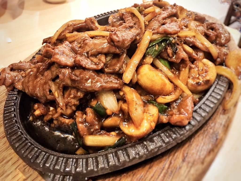 Congee Queen | restaurant | 6464 Yonge St Unit 152, North York, ON M2M 3X4, Canada | 4167338388 OR +1 416-733-8388