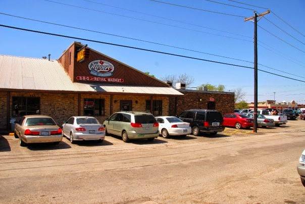 Meyers Elgin Smokehouse | restaurant | 188 US-290, Elgin, TX 78621, USA | 5122813331 OR +1 512-281-3331