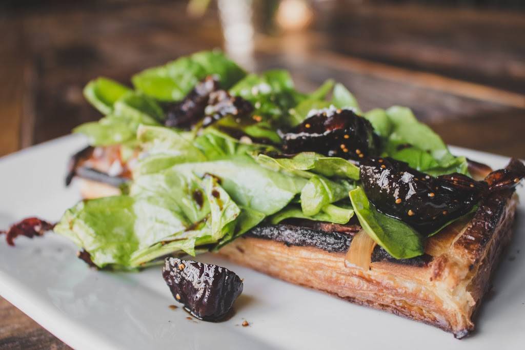 Roundabout Grill | restaurant | 255 N Virginia St, Reno, NV 89501, USA | 7753985454 OR +1 775-398-5454