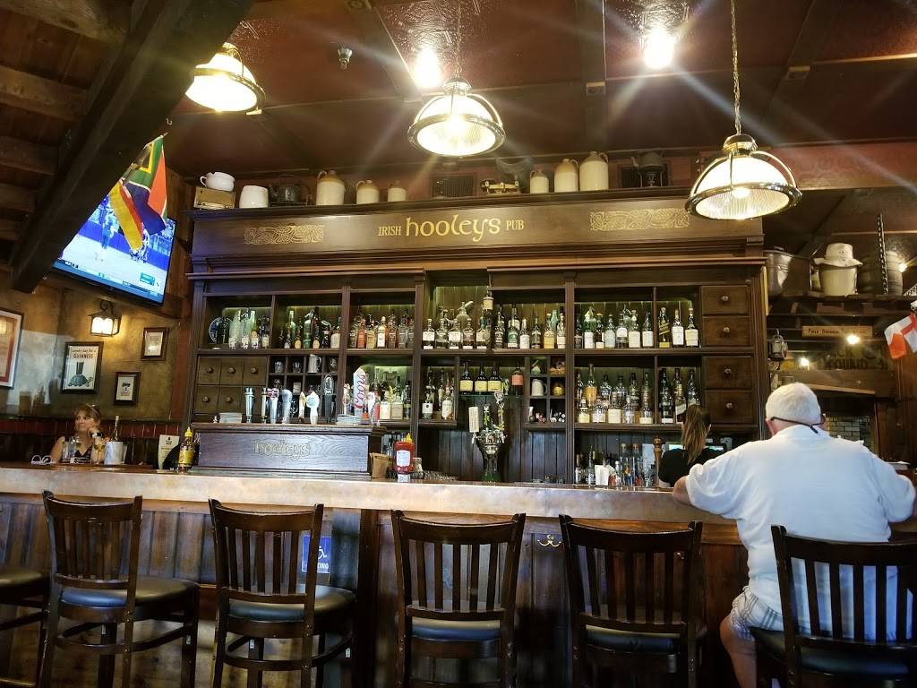Hooleys Public House | restaurant | 2955 Jamacha Road, El Cajon, CA 92019, USA | 6196707468 OR +1 619-670-7468