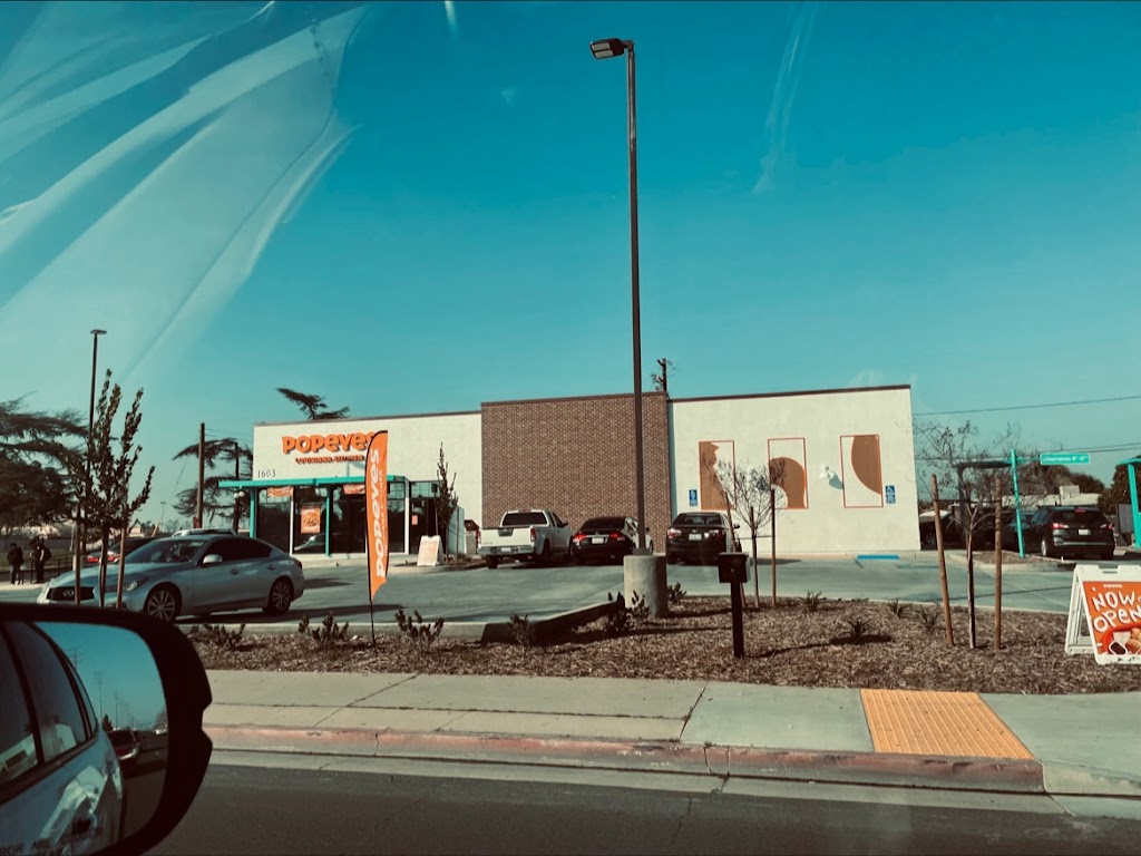 Popeyes Louisiana Chicken | restaurant | 1603 Cecil Ave, Delano, CA 93215, USA | 6614721502 OR +1 661-472-1502