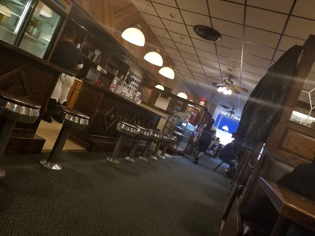 Loris Diner | restaurant | 364 E Court St, Kankakee, IL 60901, USA | 8159393790 OR +1 815-939-3790