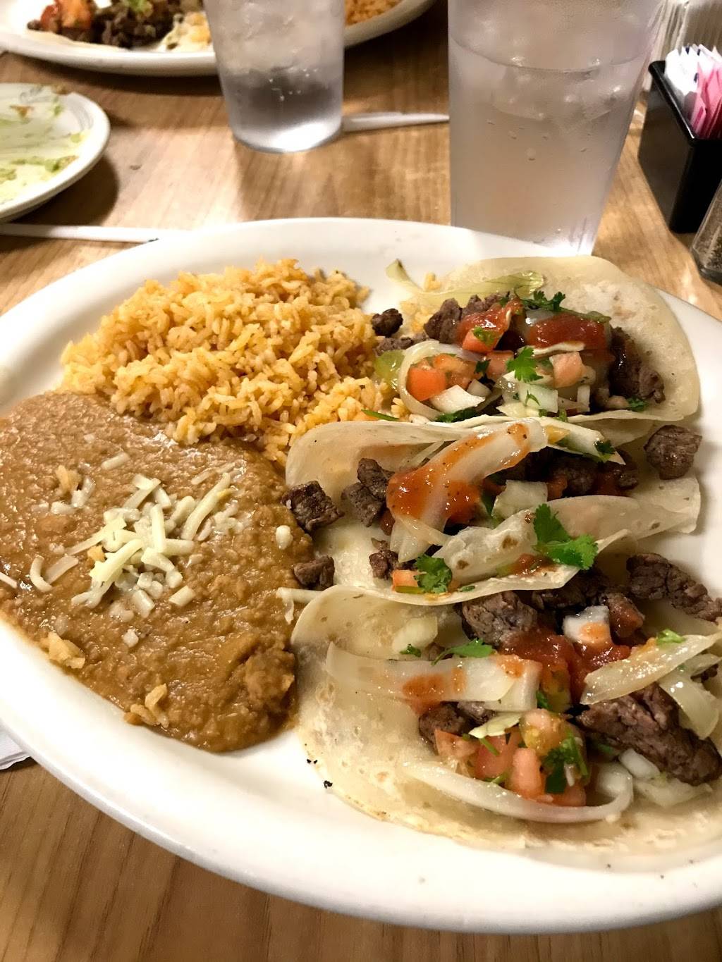 El Sur | restaurant | 5602 E 22nd St, Tucson, AZ 85711, USA | 5207481032 OR +1 520-748-1032