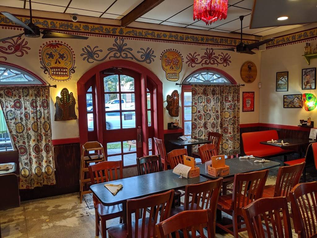 Juans Flying Burrito - Mid-City | restaurant | 4724 S Carrollton Ave, New Orleans, LA 70119, USA | 5044869950 OR +1 504-486-9950