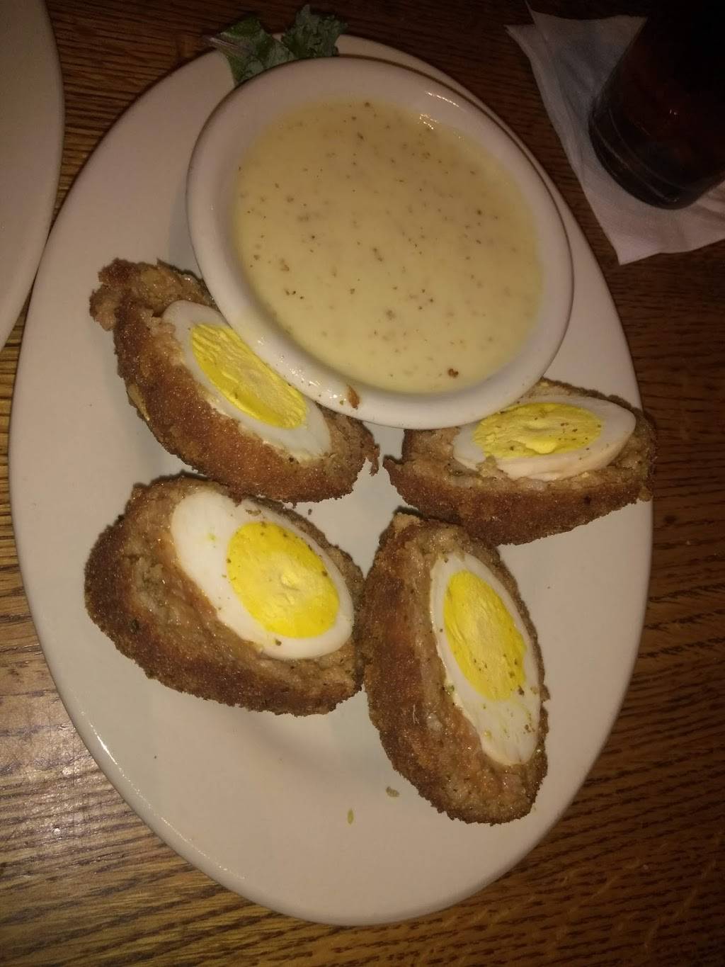 Great American Saloon | restaurant | 20 Dairyland Square, Red Lion, PA 17356, USA | 7172469548 OR +1 717-246-9548