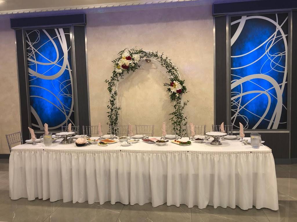 Amour Banquet Hall | restaurant | 1714 Ivar Ave, Los Angeles, CA 90028, USA | 3234642216 OR +1 323-464-2216