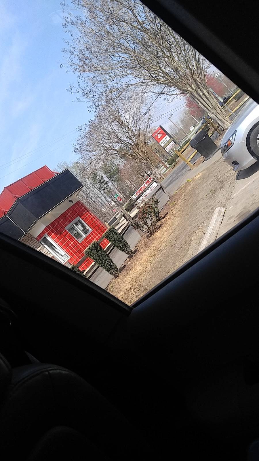 Cook Out | restaurant | 3103 Peters Creek Pkwy, Winston-Salem, NC 27127, USA | 3366500110 OR +1 336-650-0110