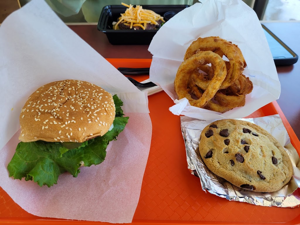 Charcoal Oven Restaurant | restaurant | 3604 N May Ave, Oklahoma City, OK 73112, USA | 4058428911 OR +1 405-842-8911