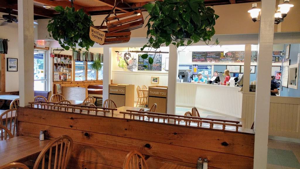 PJs | restaurant | 2616 US-6, Wellfleet, MA 02667, USA | 5083492126 OR +1 508-349-2126