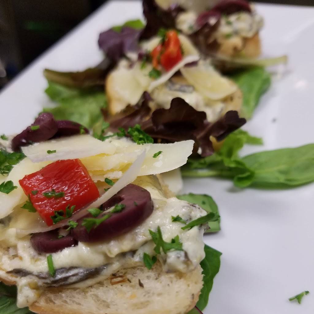 3 Monkeys Bar & Grill | restaurant | 2525 W Main St, Richmond, VA 23220, USA | 8042042525 OR +1 804-204-2525