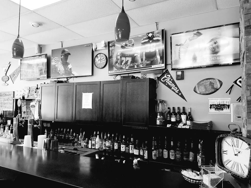 Vics Pub & Grill | restaurant | 1431 Orange Camp Rd #107, DeLand, FL 32724, USA | 3867381930 OR +1 386-738-1930