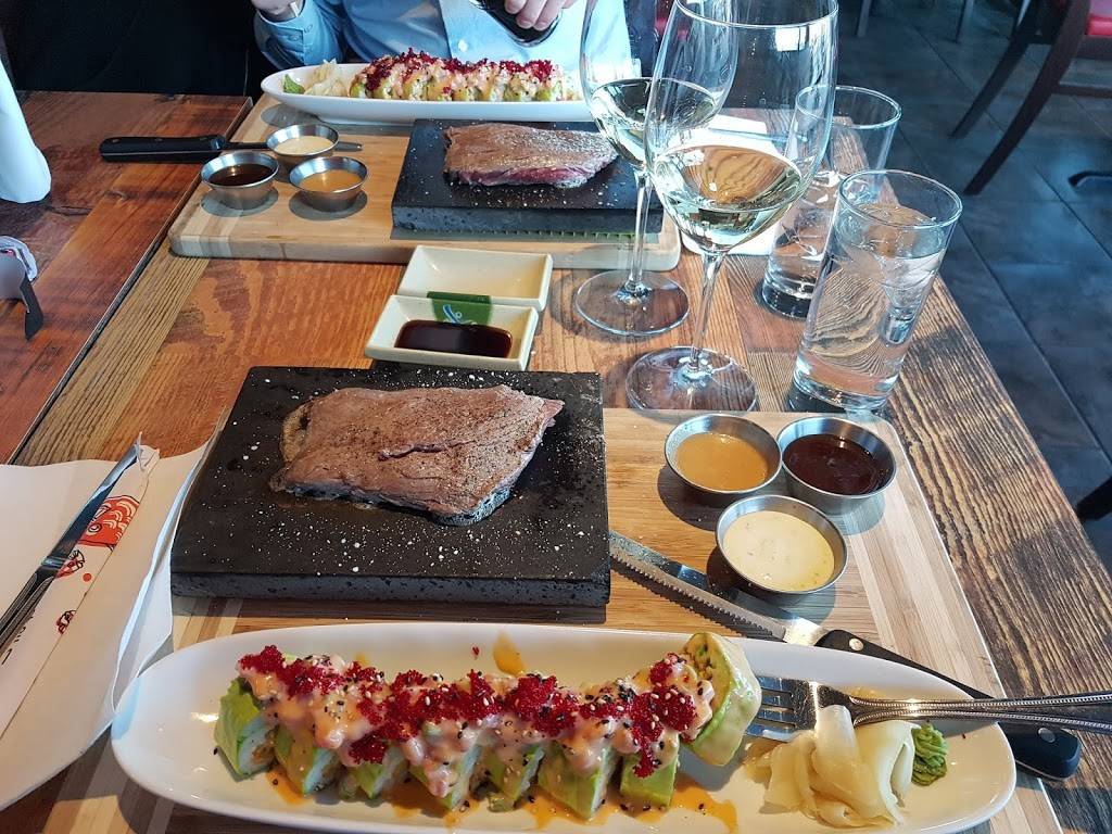 ToBiko | restaurant | 219 Boulevard Maloney O, Gatineau, QC J8T 3V9, Canada | 8198939399 OR +1 819-893-9399