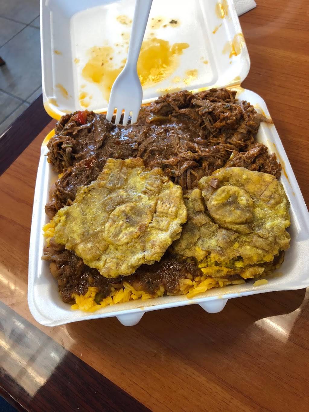 Lechonera Orlando | restaurant | 9998 E Colonial Dr, Orlando, FL 32817, USA | 4072490207 OR +1 407-249-0207