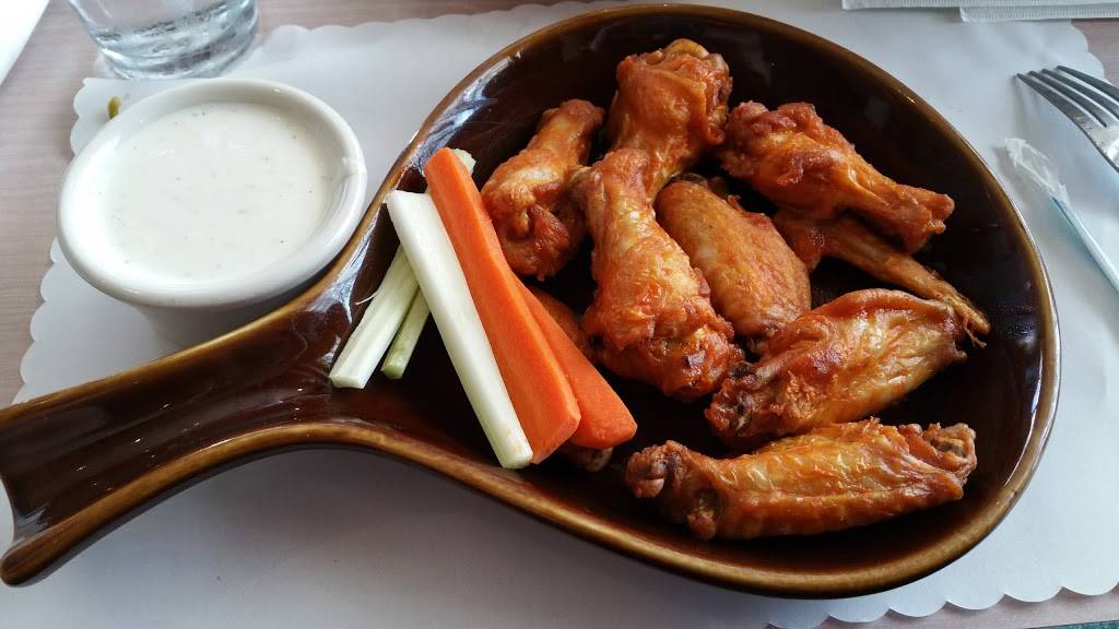 Chi-Chis Pizza | restaurant | 27117 Sierra Hwy, Canyon Country, CA 91351, USA | 6612524405 OR +1 661-252-4405