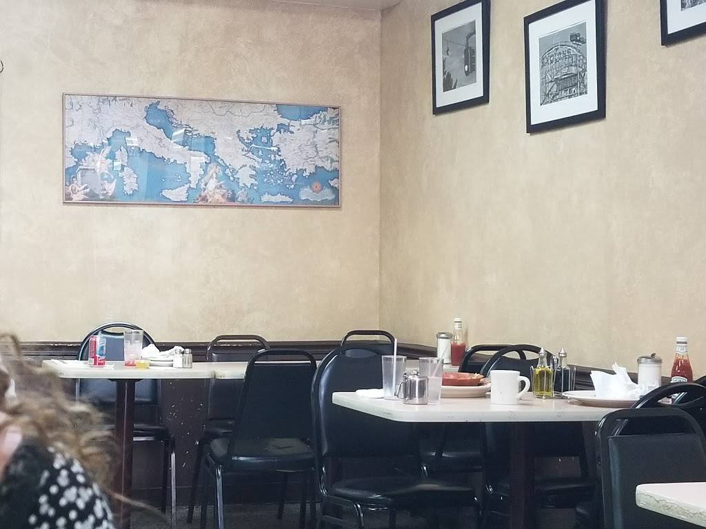 Columbus Deli | restaurant | 6610 18th Ave, Brooklyn, NY 11204, USA | 7182368623 OR +1 718-236-8623