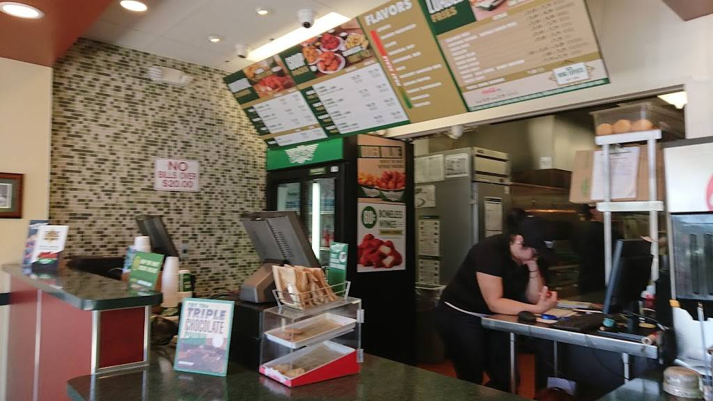 Wingstop | restaurant | 10722 Beverly Blvd Ste B, Whittier, CA 90601, USA | 5626999464 OR +1 562-699-9464