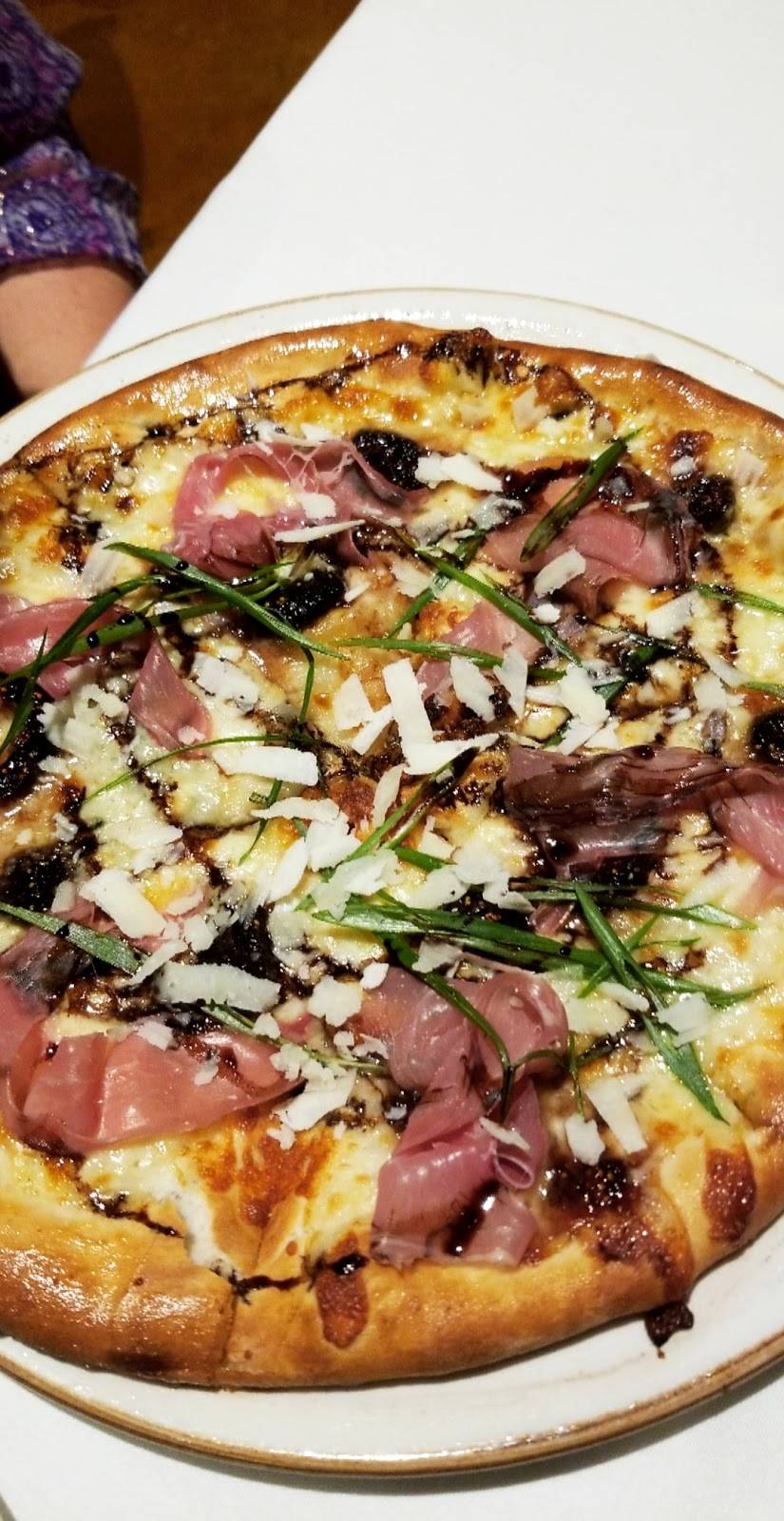 Crush | night club | 201 Broadway St #200, Chico, CA 95928, USA | 5303427000 OR +1 530-342-7000