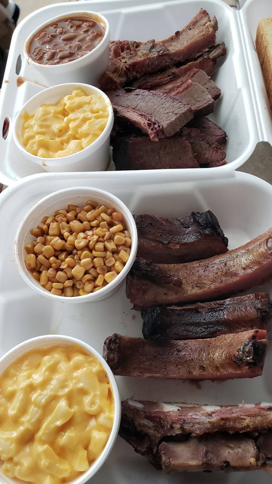 Woodies BBQ | restaurant | 950 Calimesa Blvd, Calimesa, CA 92320, USA | 9095709222 OR +1 909-570-9222