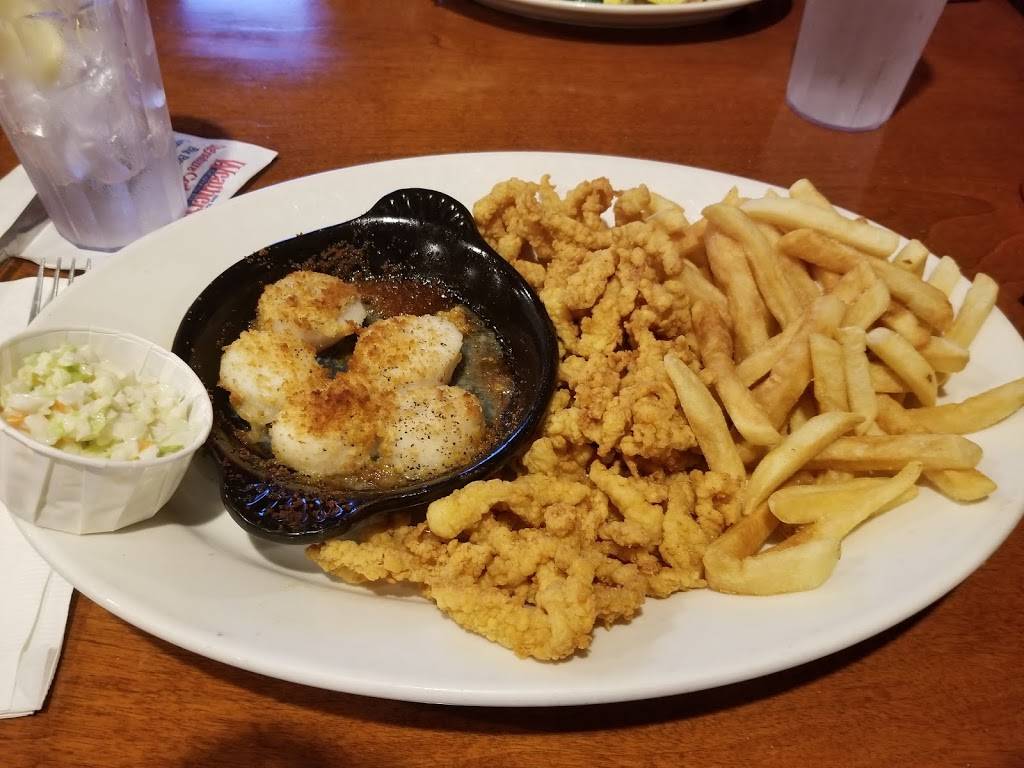 Weathervane Seafood Restaurant | restaurant | 306 US-1, Kittery, ME 03904, USA | 2074390330 OR +1 207-439-0330