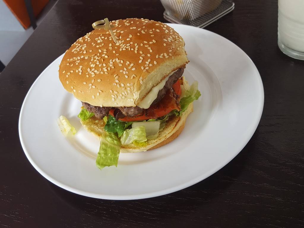 Burger Bound Newark | restaurant | 62 Van Buren St, Newark, NJ 07105, USA | 9737329750 OR +1 973-732-9750