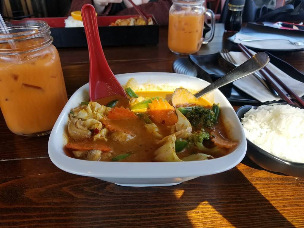 Bluefin Sushi and Thai Restaurant | restaurant | 3211 Encinal Ave, Alameda, CA 94501, USA | 5105221269 OR +1 510-522-1269