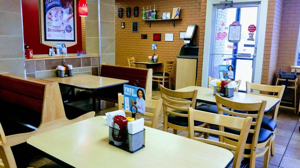Dairy Queen Grill & Chill | restaurant | 1411 S Banker St, Effingham, IL 62401, USA | 2173429432 OR +1 217-342-9432