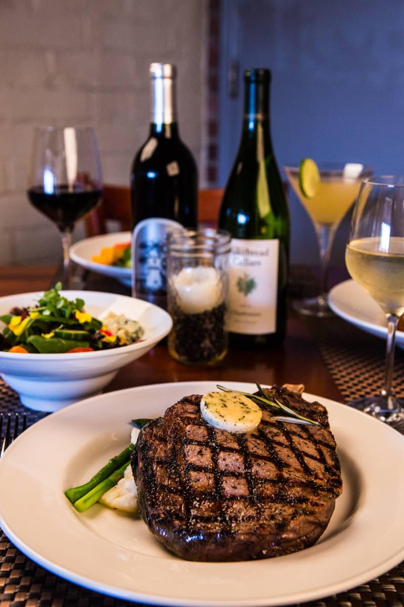 Tustin Grille | restaurant | 405 El Camino Real, Tustin, CA 92780, USA | 7148246800 OR +1 714-824-6800