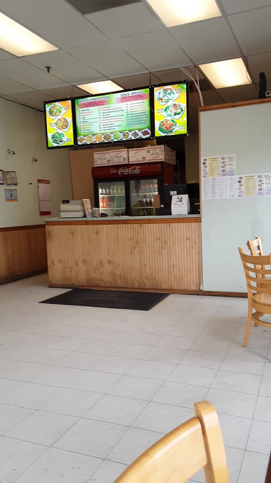 Golden Chopsticks | restaurant | 182 Bath Rd, Brunswick, ME 04011, USA | 2077293388 OR +1 207-729-3388