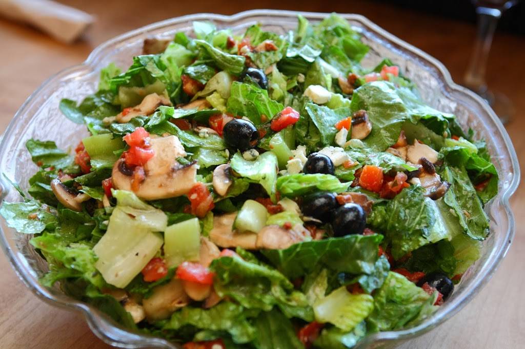 Lou Malnatis Pizzeria | meal delivery | 958 W Wrightwood Ave, Chicago, IL 60614, USA | 7738324030 OR +1 773-832-4030