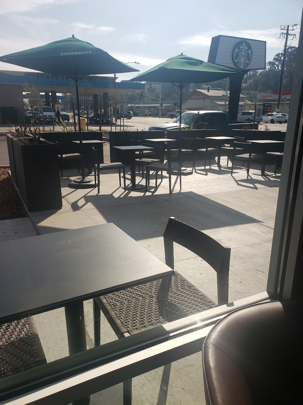 Starbucks | cafe | 111 San Felipe Rd, Hollister, CA 95023, USA | 8319000209 OR +1 831-900-0209